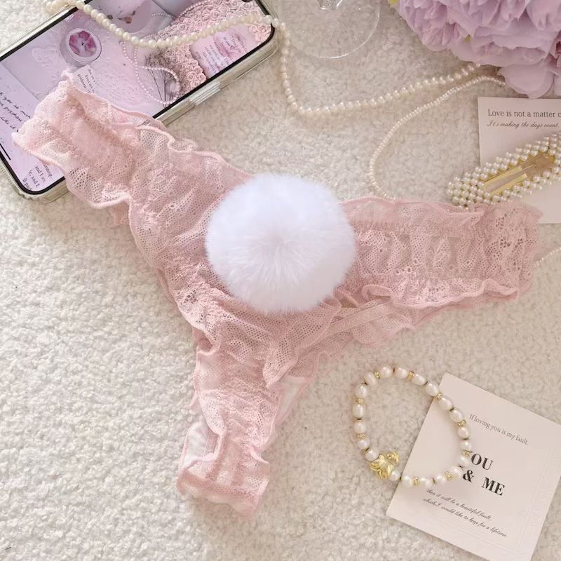 Struggling to Find the Right Fit? The Best Petite-Friendly Underwear in Vancouver
